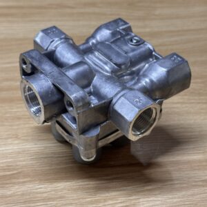 Chia Hơi Howo 4 Núm M22 360523